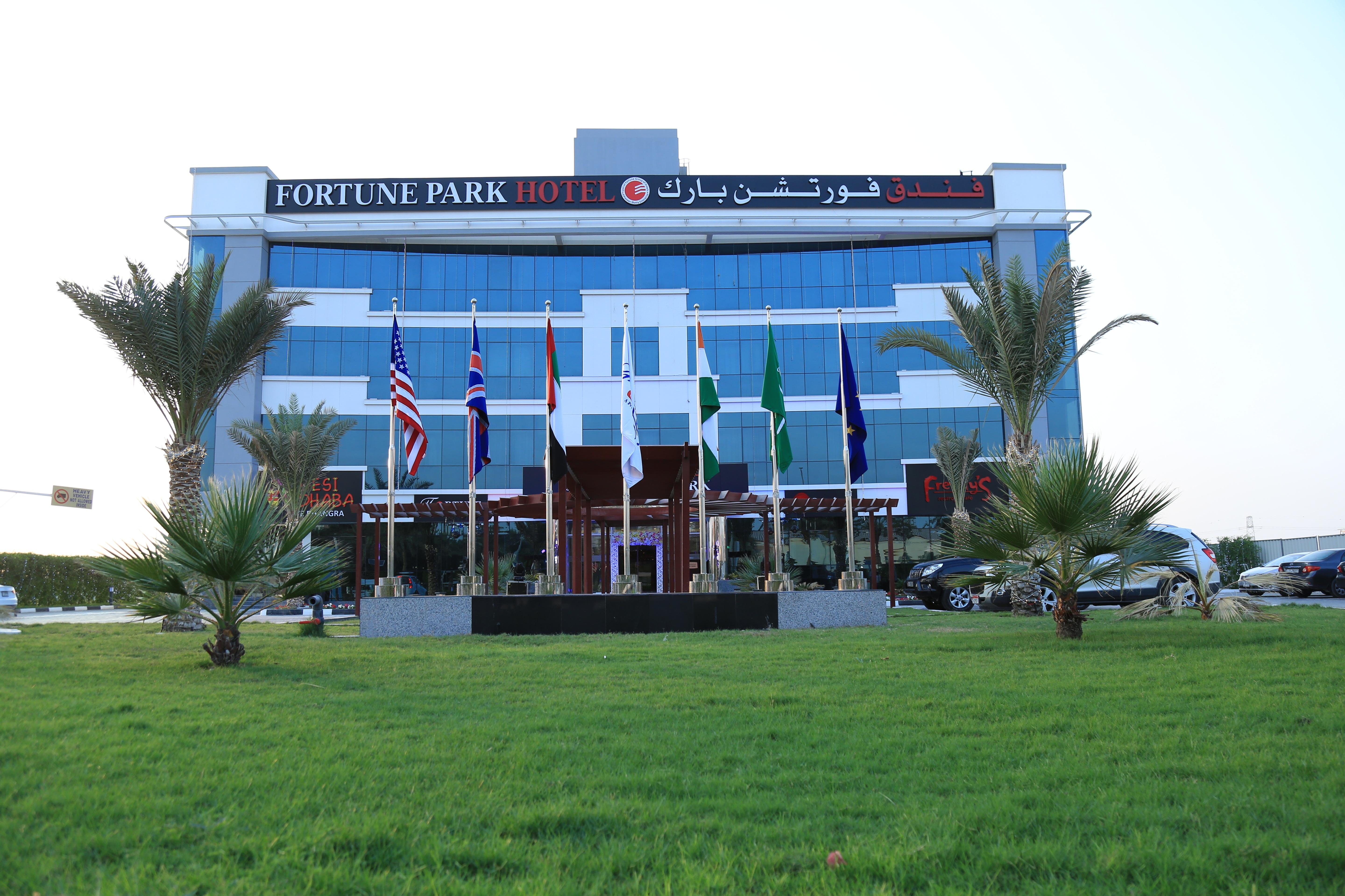 Fortune Park Hotel Dubai Exterior photo